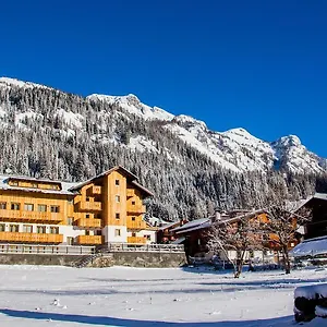 Cavanis Wellness & Aparthotel